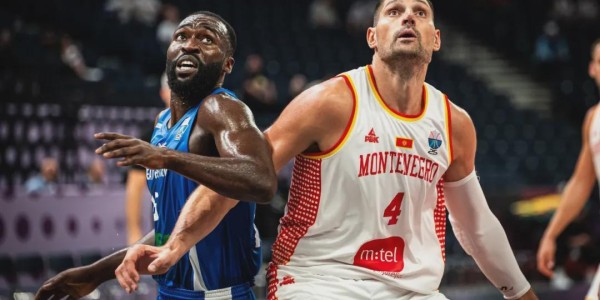 开云注册入口-31+11+7！赛后当场退役！太难了...