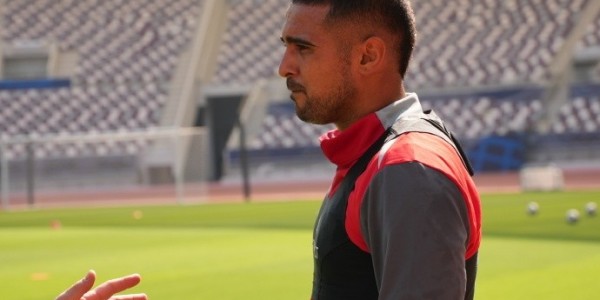 kaiyun-海港全队于今天上午出现在哈利法国际体育场，开启冬训首堂训练课