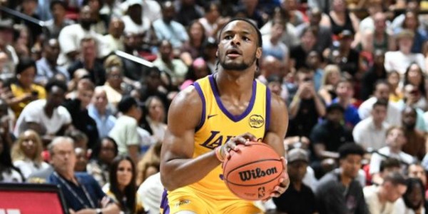 开云体育官网-压力大过状元！布朗尼低迷雷迪克力挺：重点投资他