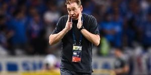 kaiyun-澎湃批申花：无进攻、无体能、无欲望，拿什么争冠？