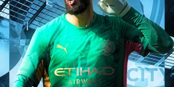 曼城接近签下多纳鲁马，瓜迪奥拉视其为埃德森接班人