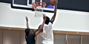 炸裂！维金斯中国行期间不忘训练 背打转身秀出夸张劈扣