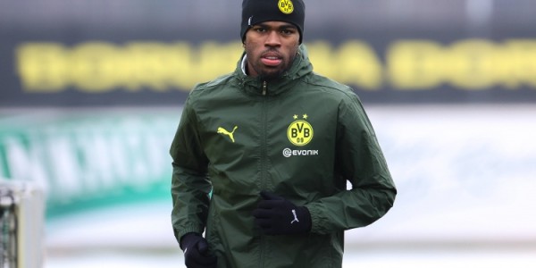 开云官网-罗体：尤文考虑引进楚克乌梅卡，但取决于D-路易斯和米雷蒂的情况