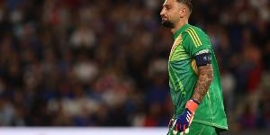 开云体育官网-罗马诺：曼联和多纳鲁马间没有积极接触，切尔西与其完全没有消息